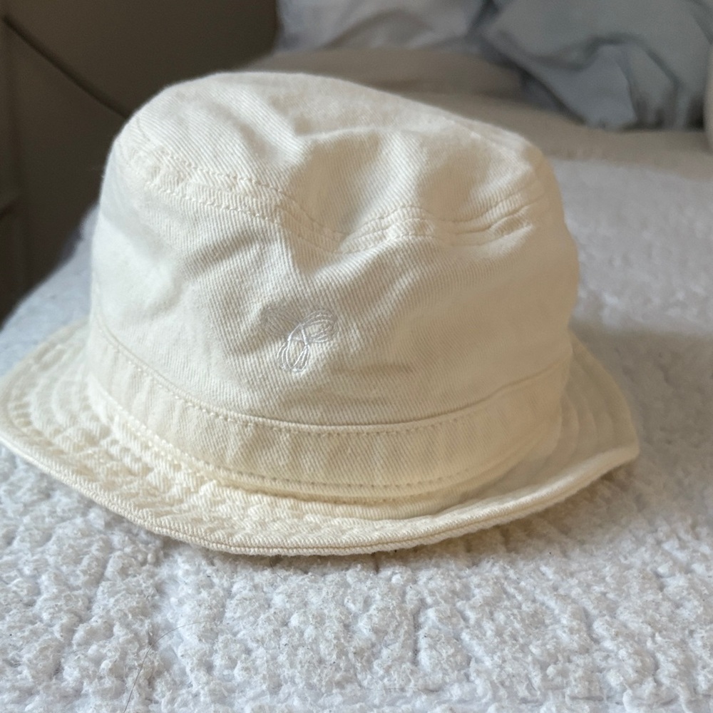 BUTTER YELLOW Bucket Hat